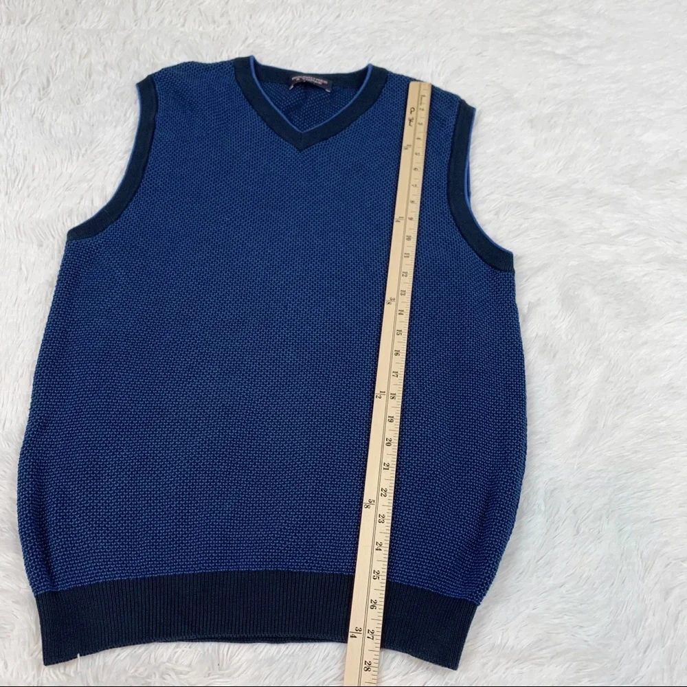 Roundtree & Yorke gently used